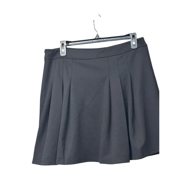 Oakie & Lola Women’s Pleated A-Line Skater Skirt, black, L- preowned - Picture 2 of 6